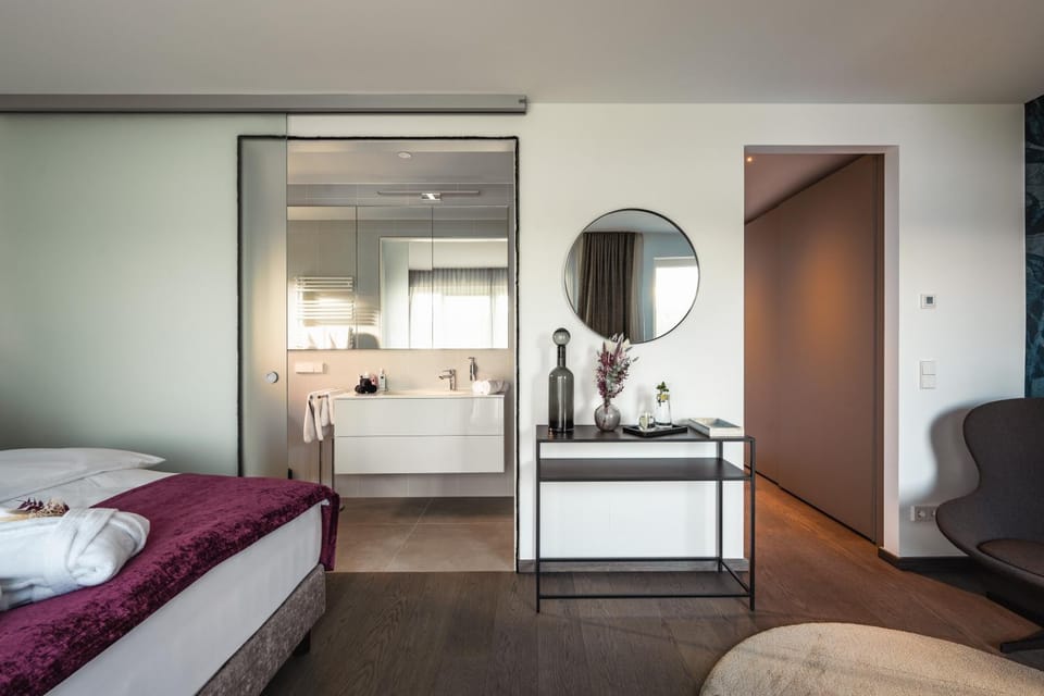 Bathroom, View (from property/room), Bedroom