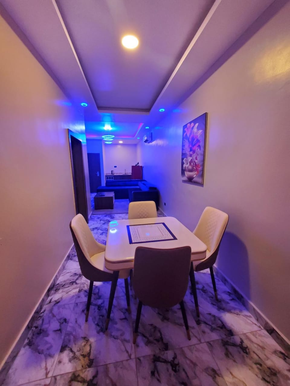 Romeo Apartment Hotel in Lagos