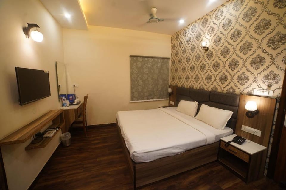 Hotel P1 The Comfort Zone Hotel in Punjab, India