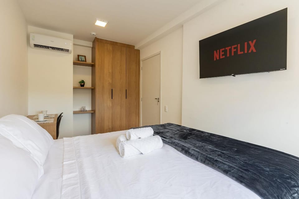 Apê completo em Moema próximo ao Ibirapuera Apartment in Sao Paulo City