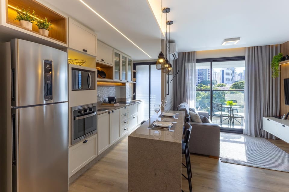 Kitchen or kitchenette, Living room, Dining area, oven