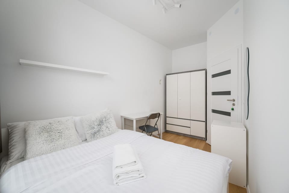 Bed, Bedroom, wardrobe