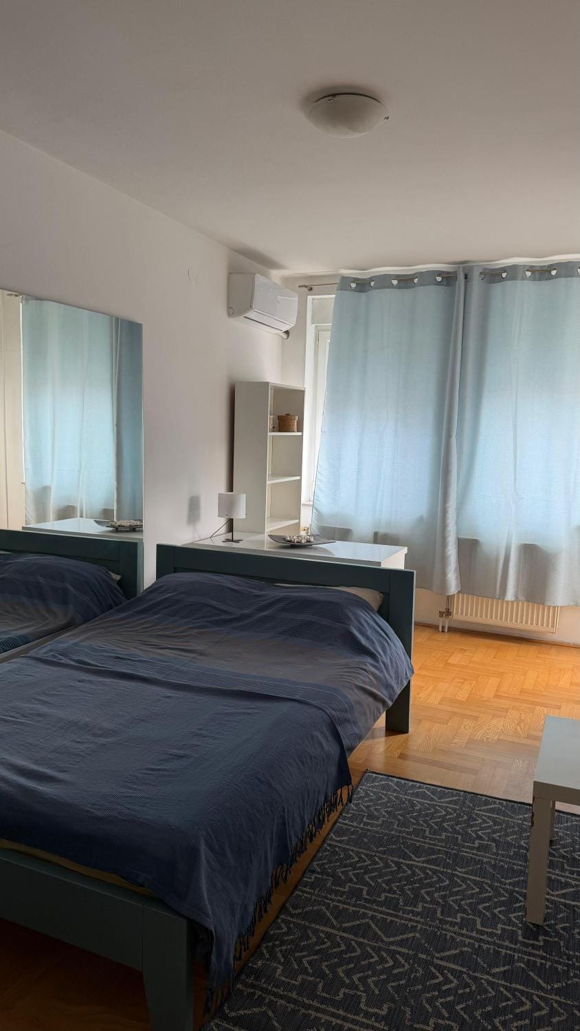 Apartment Theater Apartment in Novi Sad