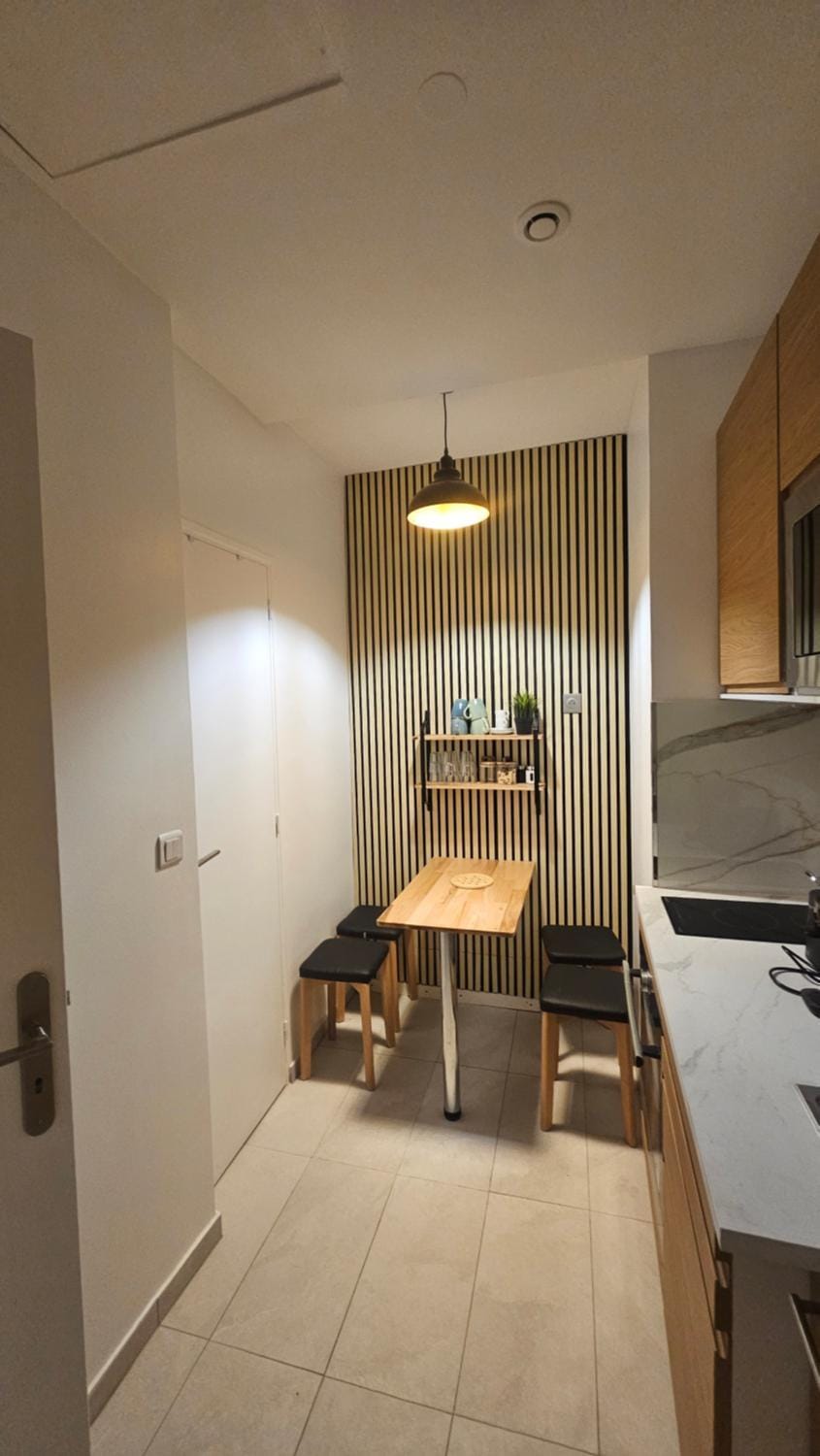 Quatro rue du Théâtre Apartment in Paris