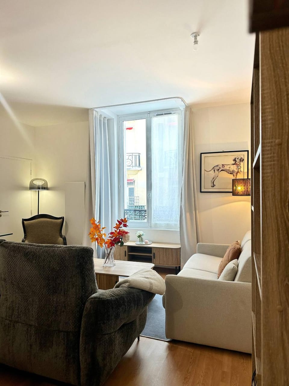 Living room, Decorative detail