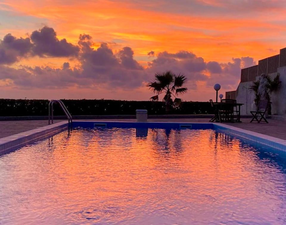 Pool view, Swimming pool