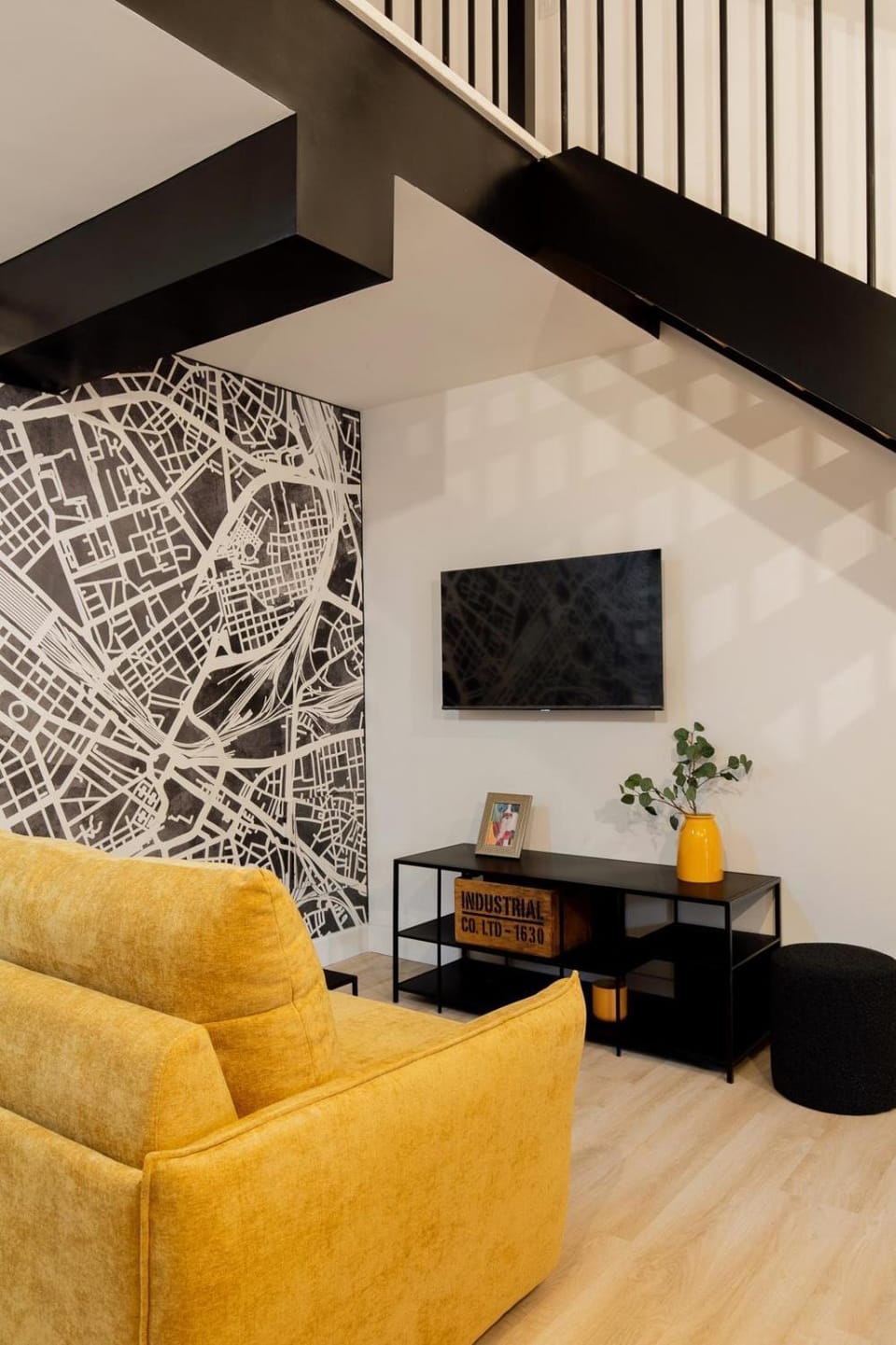 Lounge or bar