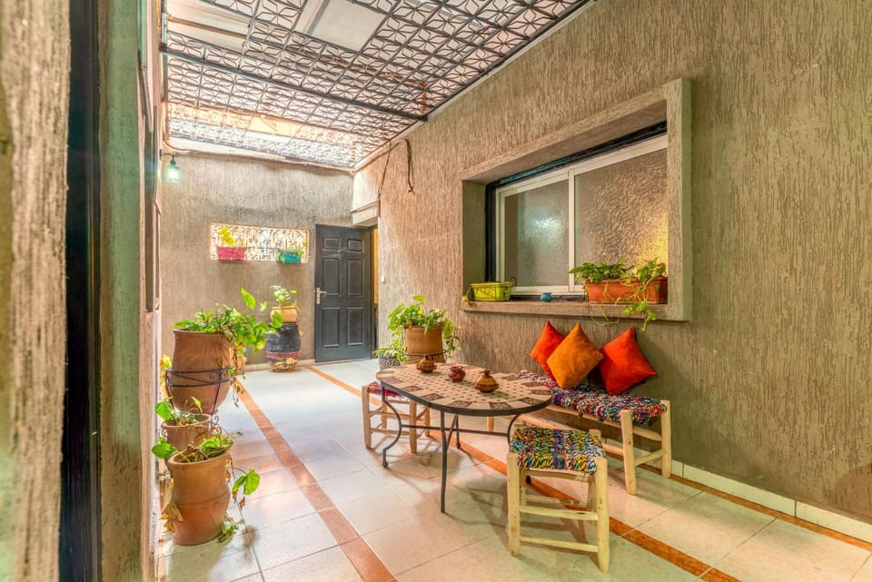 Le secret de Guéliz, patio privé et grand salon Apartment in Marrakesh
