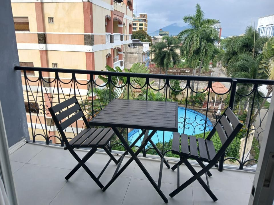 View (from property/room), View (from property/room), Balcony/Terrace