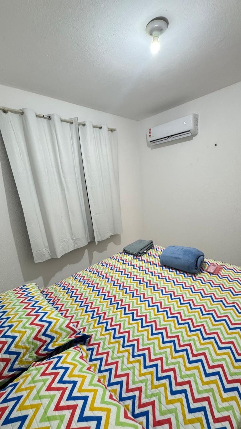 Bed, Bedroom, air conditioner