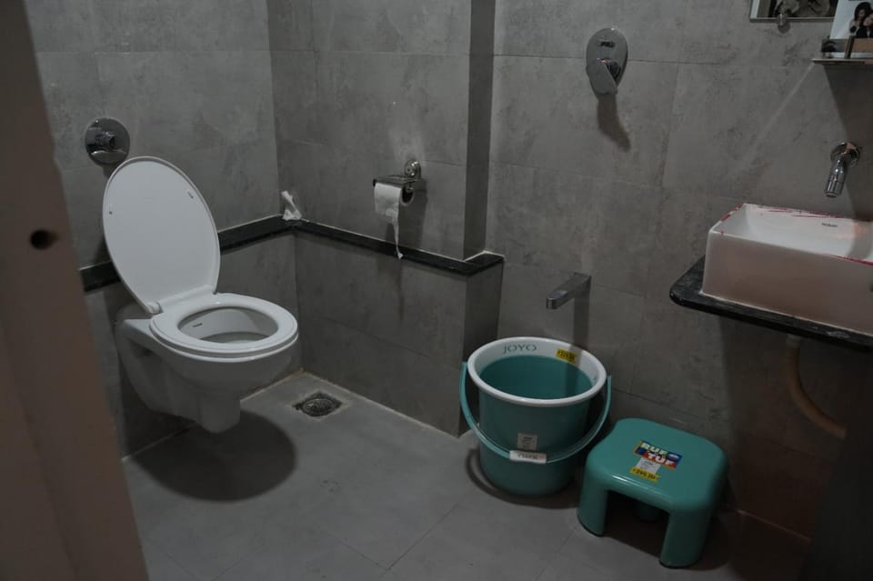 Toilet, Bathroom