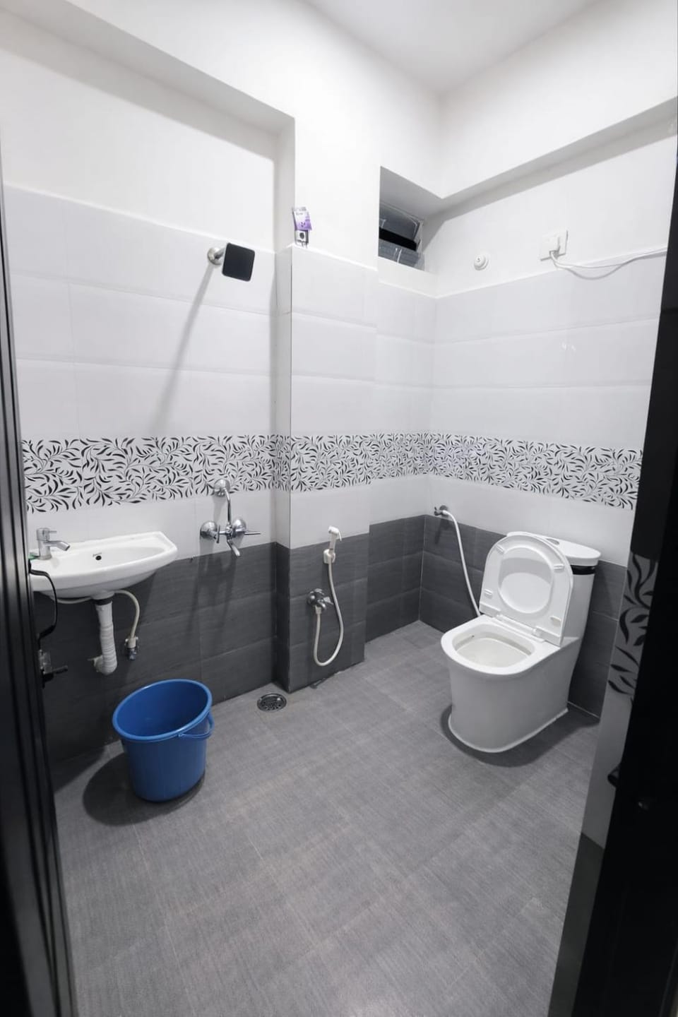 VISTA Studios & Suites - Suncity Apartment in Hyderabad
