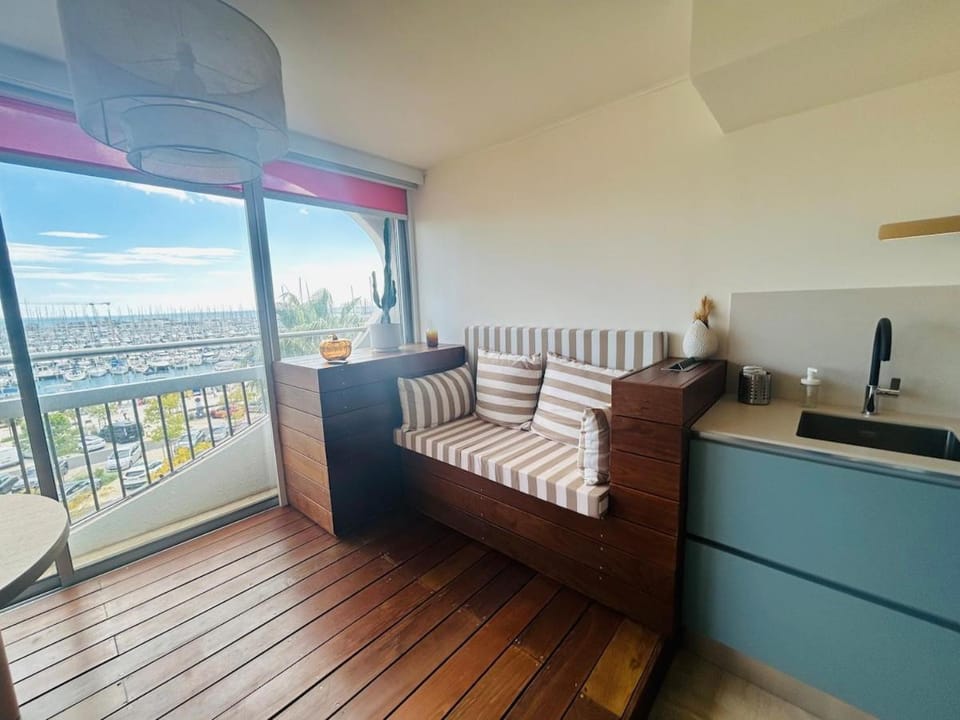 GRAND T2 magnifique vue sur le port Parking clim wifi Apartment in La Grande-Motte