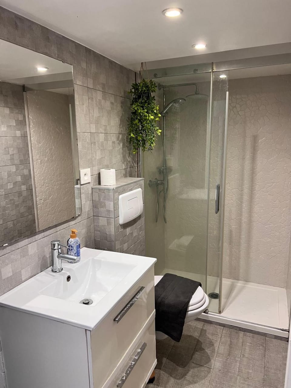 Studio Mezzanine - Clim Balcon - centre ville Apartment in Nice