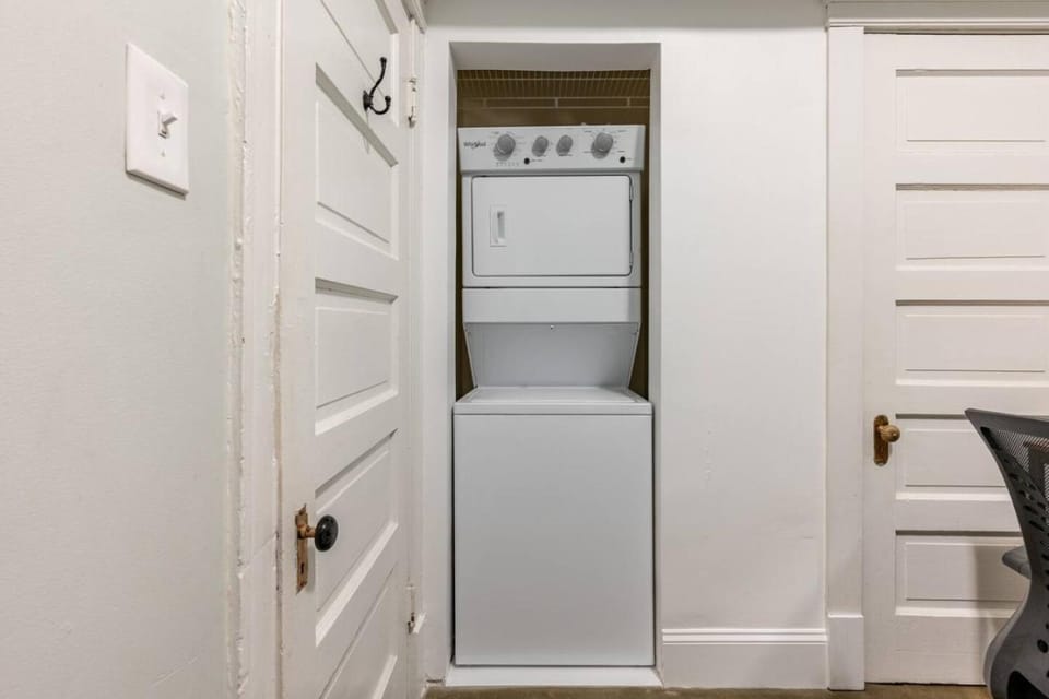 laundry, washing machine