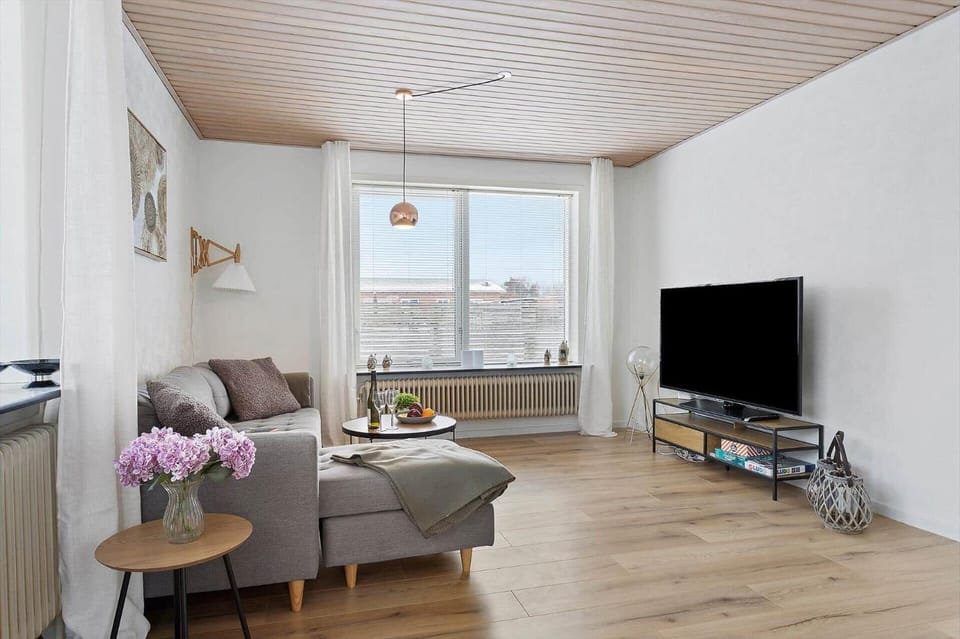 TV1707-Hirtshals-Ahavevej-3 House in Hirtshals
