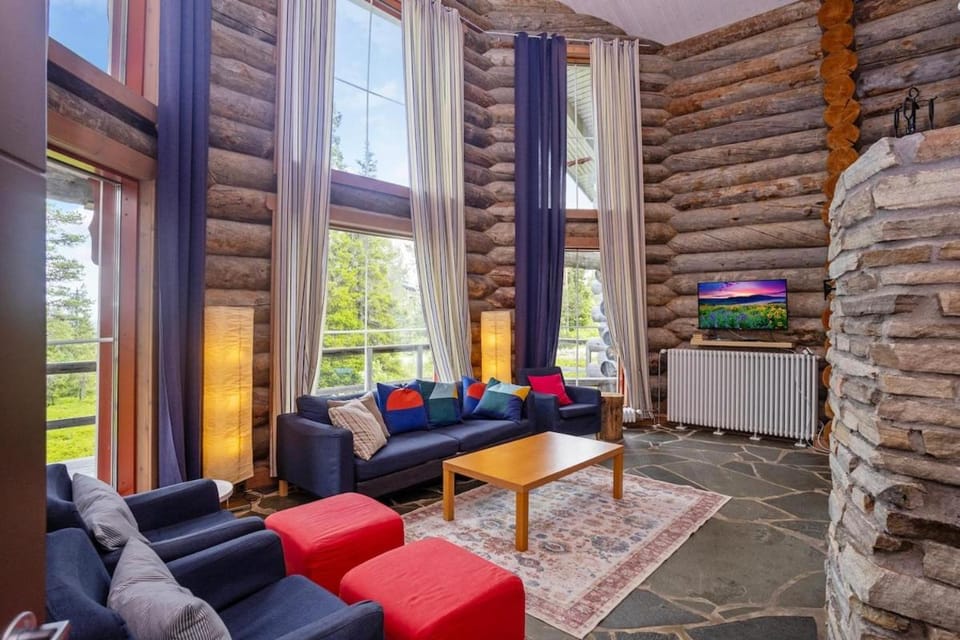 Naava - Pine log on Utsuvaara fell in Levi Villa in Lapland