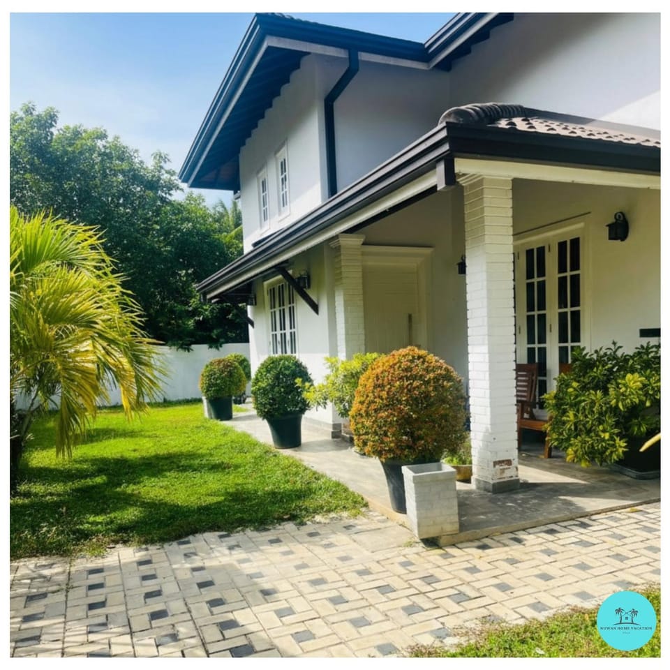 Nuwan Home Vacation Villa Bed and Breakfast in Sri Lanka