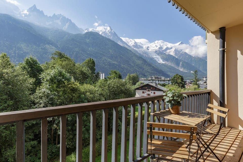 Plein Sud - Apart 2CH Vue Mt Parking Balcon Calme Apartment in Chamonix