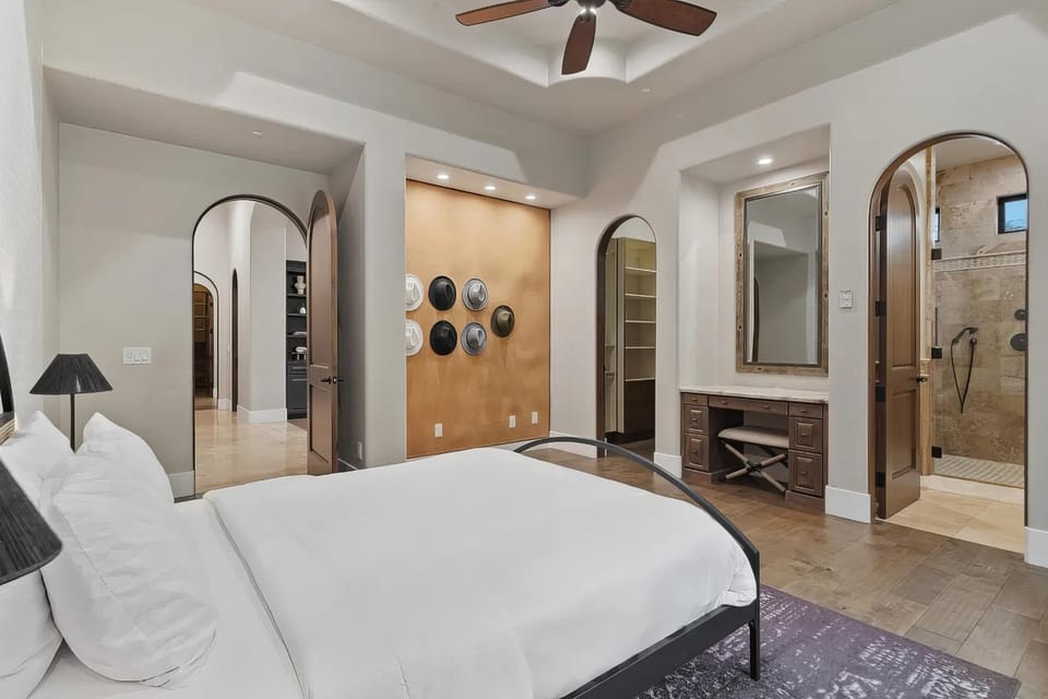 Scottsdale Paradise - Pool, Hot Tub & Fire Pit House in Paradise Valley