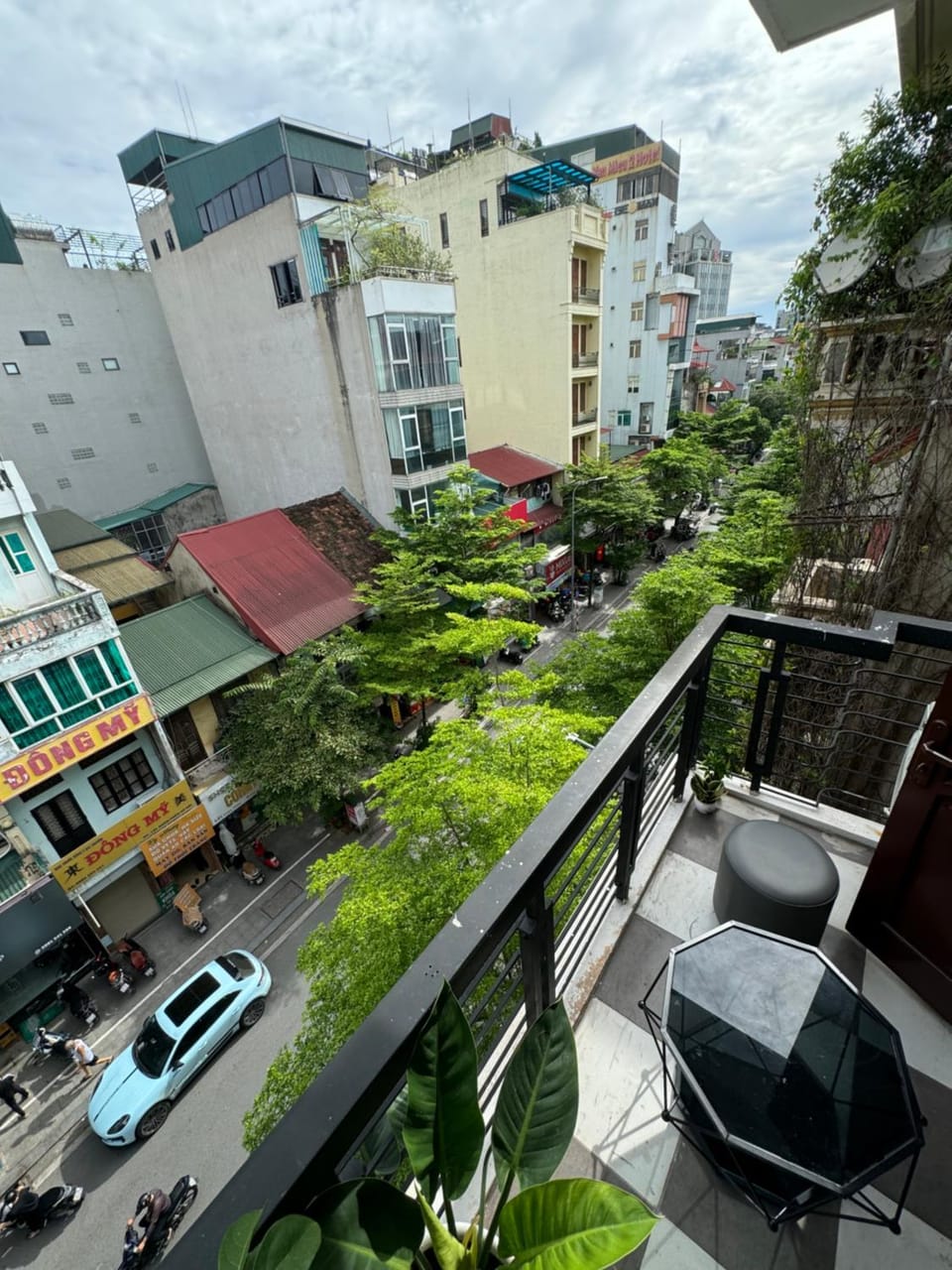 Lotus Heritage Home Apartment in Hanoi