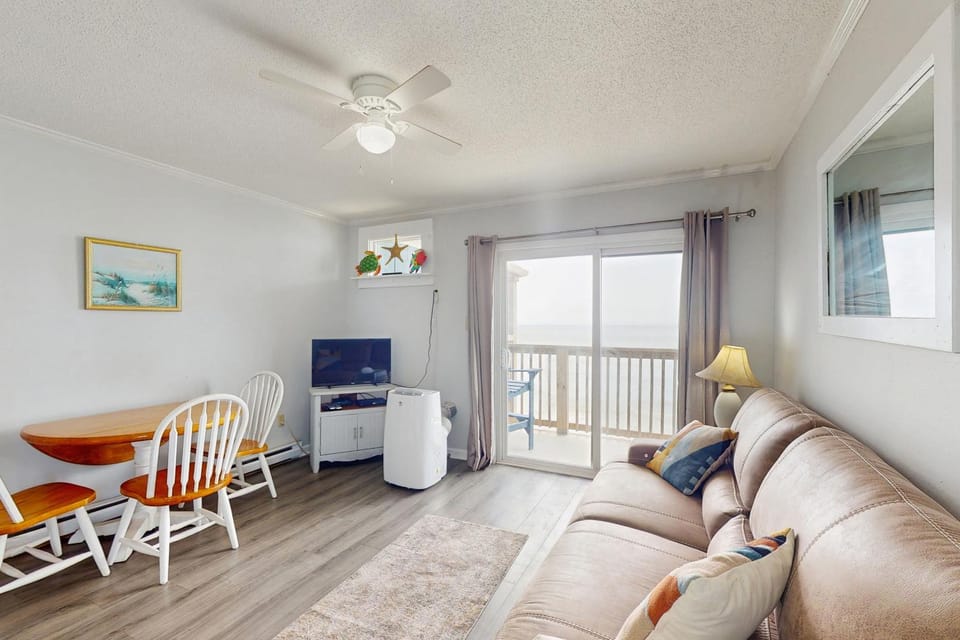 NTBTR329 Totally Topsail House in North Topsail Beach