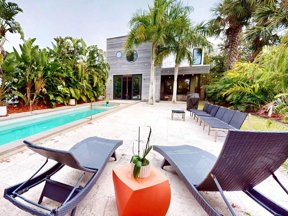 Private Pool Hot Tub Rooftop Deck - Waterscape House in Saint Augustine