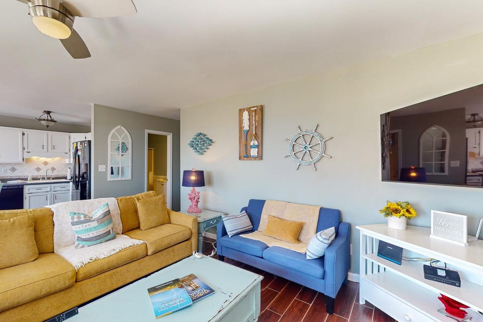 SC1011 Living the Dream House in Surf City