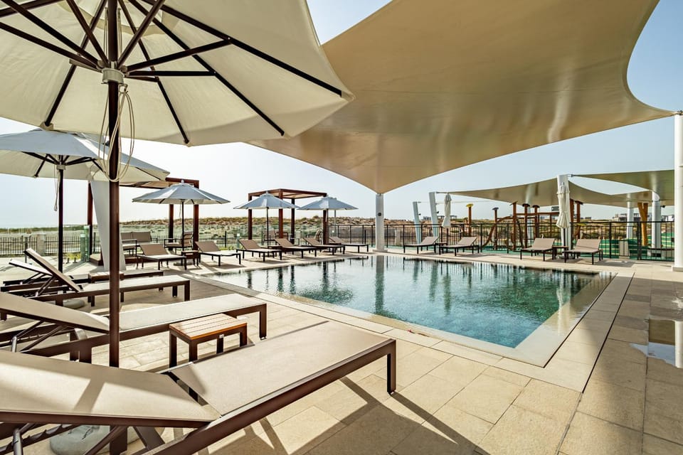 Luxurious Studio - Relaxing Getaway - Yas Island Apartment in Abu Dhabi