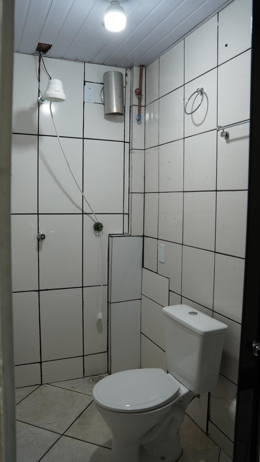 05 - Quarto com banheiro compartilhado, próximo a Pampulha Bed and Breakfast in Contagem