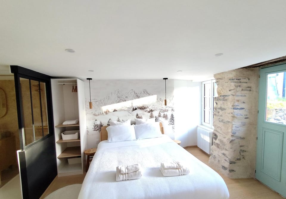 Duplex L'Aparté 2 à 4 pers - Balnéo Apartment in Auvergne-Rhône-Alpes
