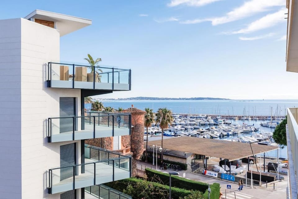 Immogroom - Studio - Sea View - AC Apartment in Cannes