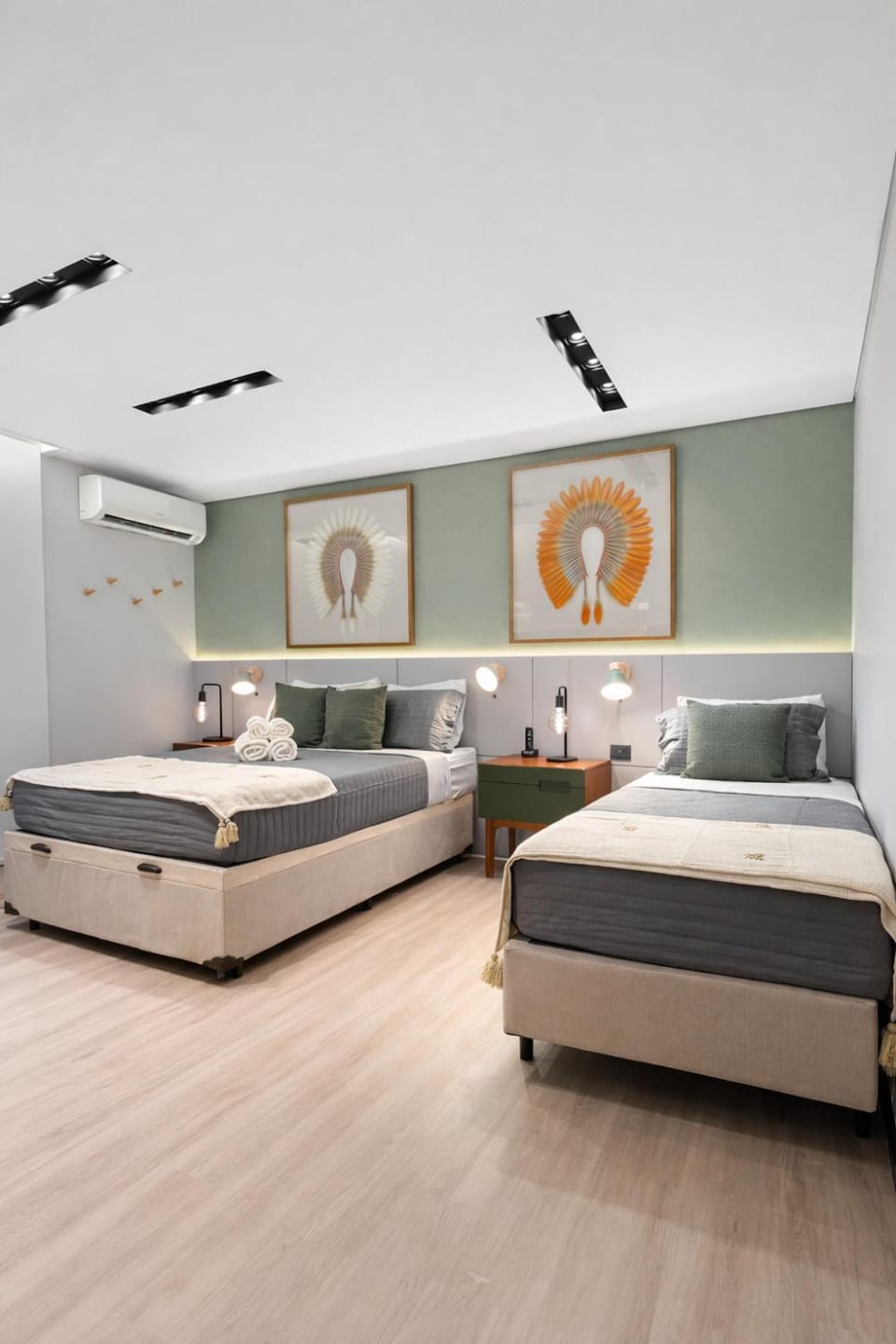 Bed, Bedroom, air conditioner