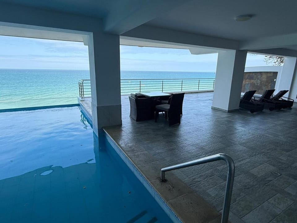Departamento en Playa Murciélago y Mall del Pacífico Apartment in Manta