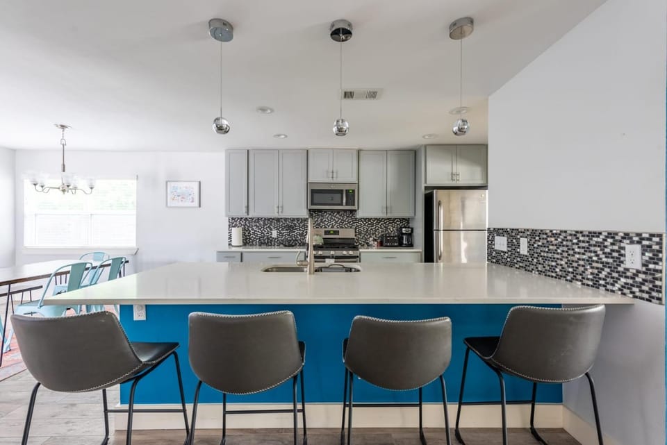 3 BR Family Home Mueller Area & Pet Friendly House in Austin