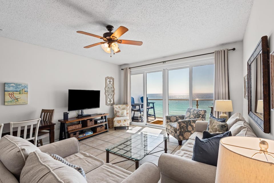 Oceanfront Condo 812 by Sterling Sands Apartment in Destin