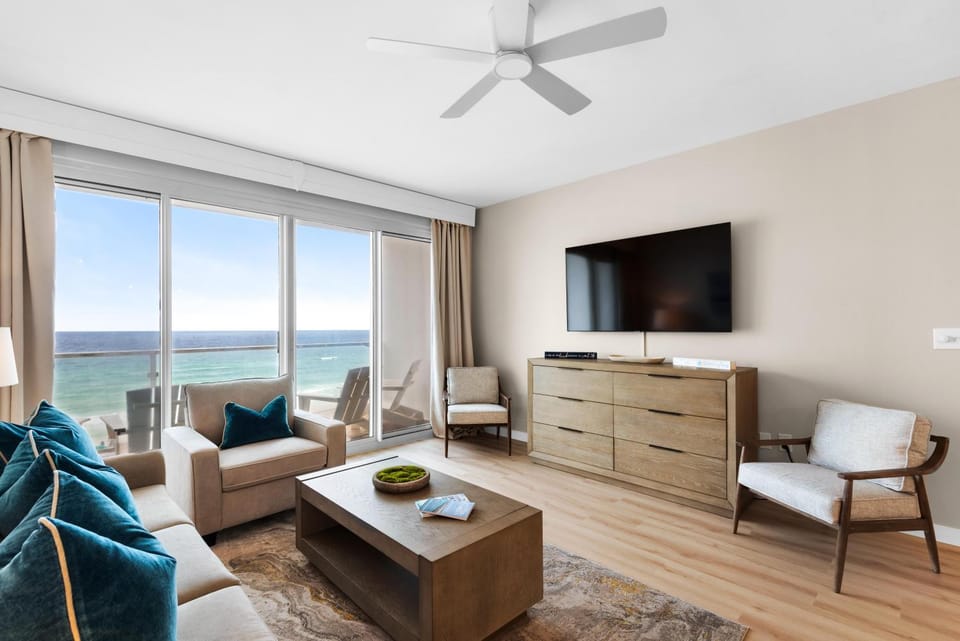 Oceanfront Condo 508 by Sterling Sands Apartment in Destin