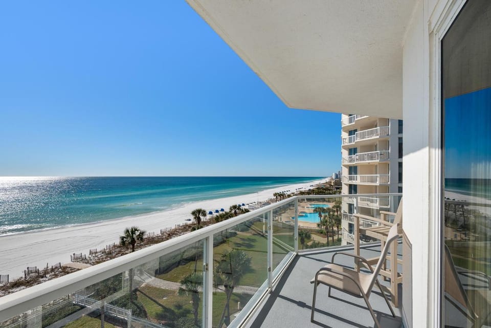 Oceanfront Condo 514 by Sterling Sands Apartment in Destin