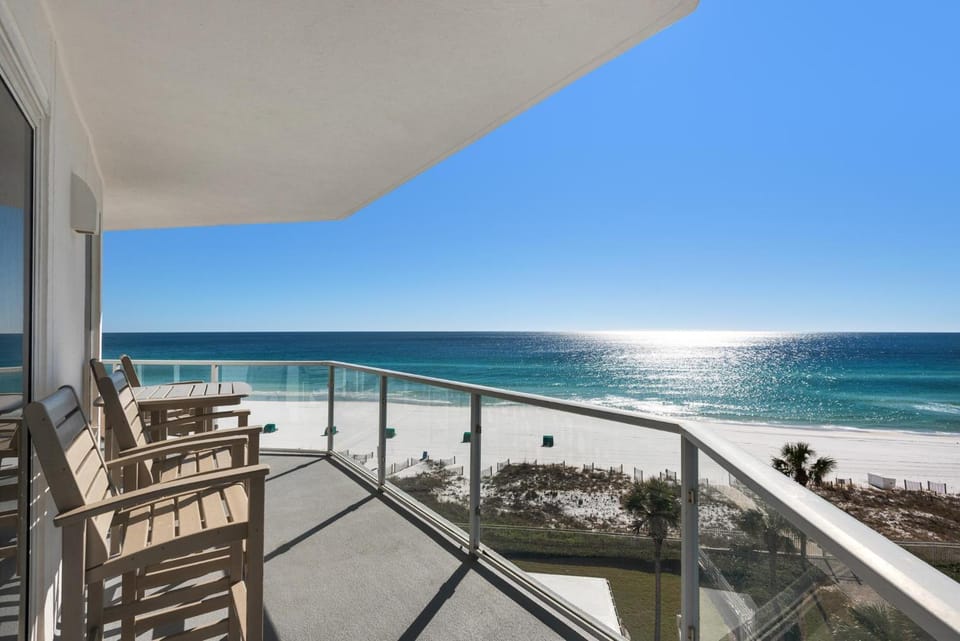 Oceanfront Condo 514 by Sterling Sands Apartment in Destin