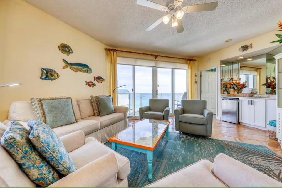 Oceanfront Condo 601 by Sterling Sands Apartment in Destin