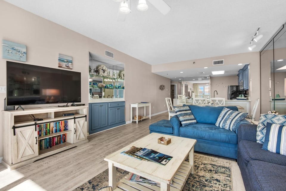 Oceanfront Condo 109 by Sterling Sands Apartment in Destin