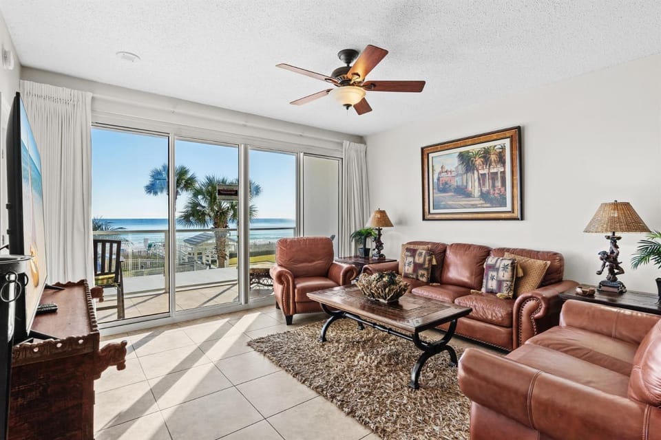 Oceanfront Condo 110 by Sterling Sands Apartment in Destin