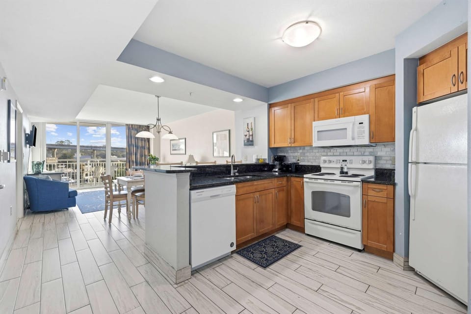Waterfront 3BR Condo with Balcony, Pool & Marina Views Apartment in North Myrtle Beach