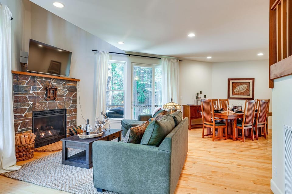 Game Room & Hot Tub! Dog-Friendly Arnold Retreat House in Arnold