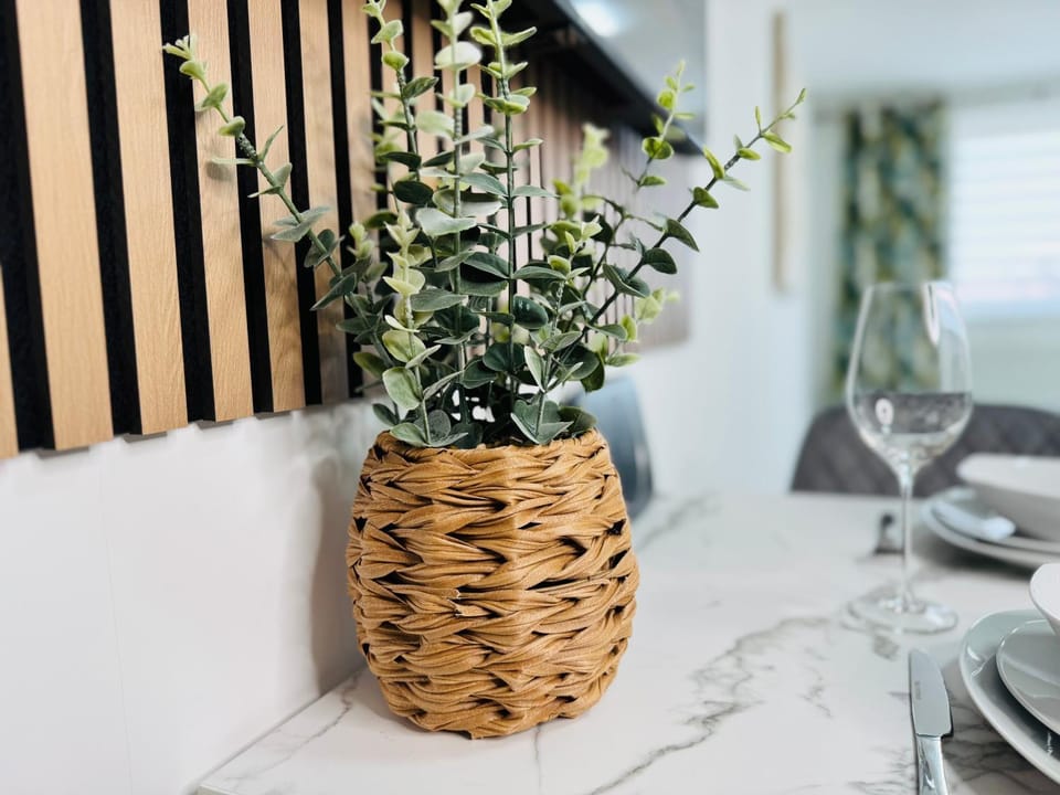 Decorative detail, Dining area