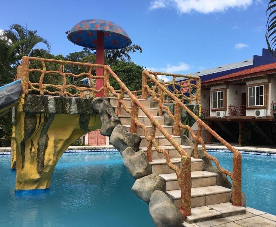 Hotel La Cabaña Hotel in Cayo District