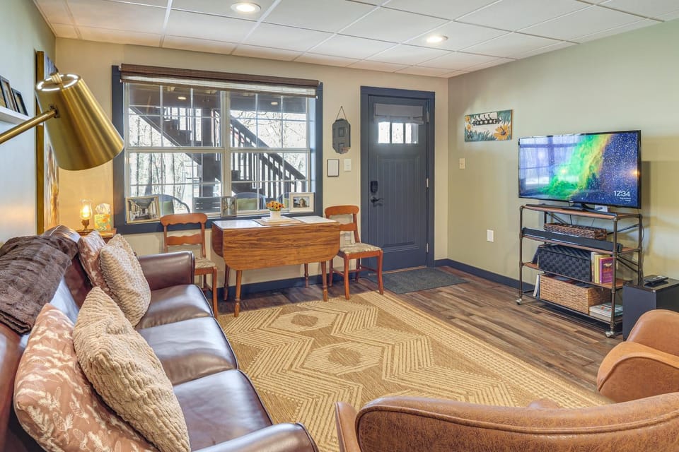 Private Patio! Studio 10 Mi to Dtwn Clarksville Apartment in Tennessee