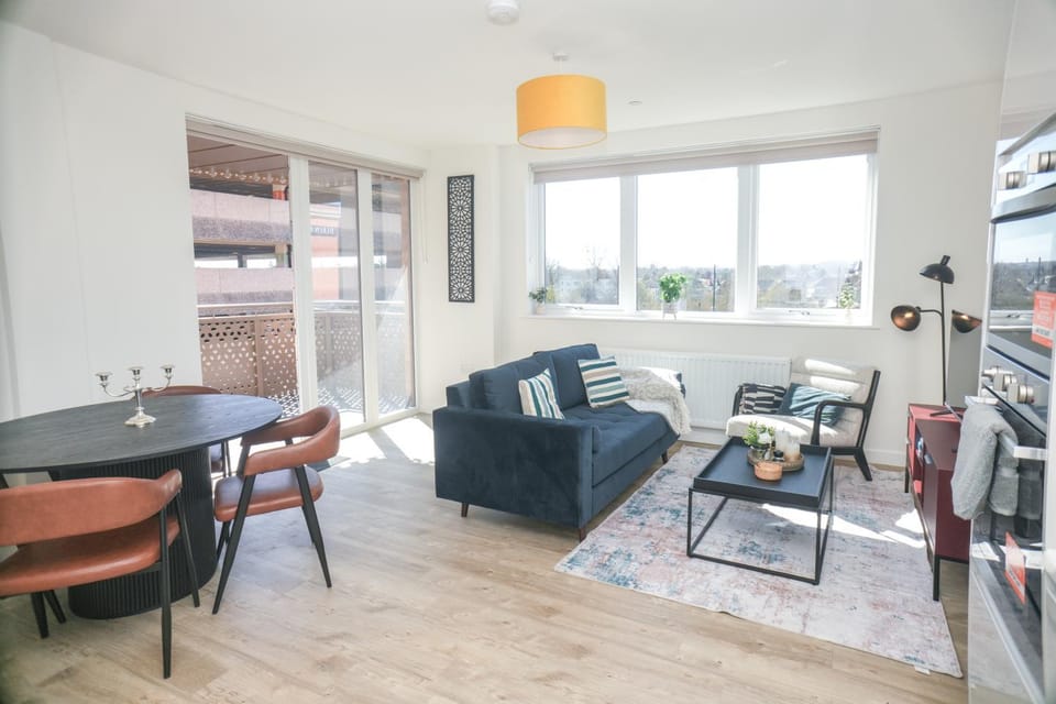 TV and multimedia, Balcony/Terrace, Kitchen or kitchenette, Living room, Seating area, Dining area