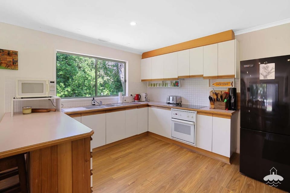 The Ash, Sandy Point Stay 3 Pay 2 Winter Special House in Sandy Point