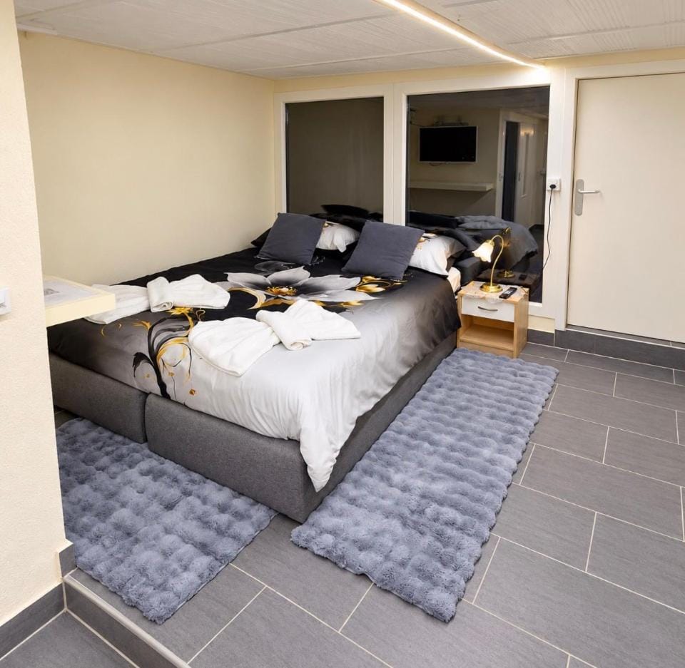 The little urban luxury Apartment in Canton of Vaud